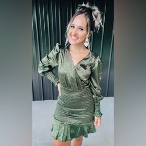 Elegant Green Wrap Dress new smocked